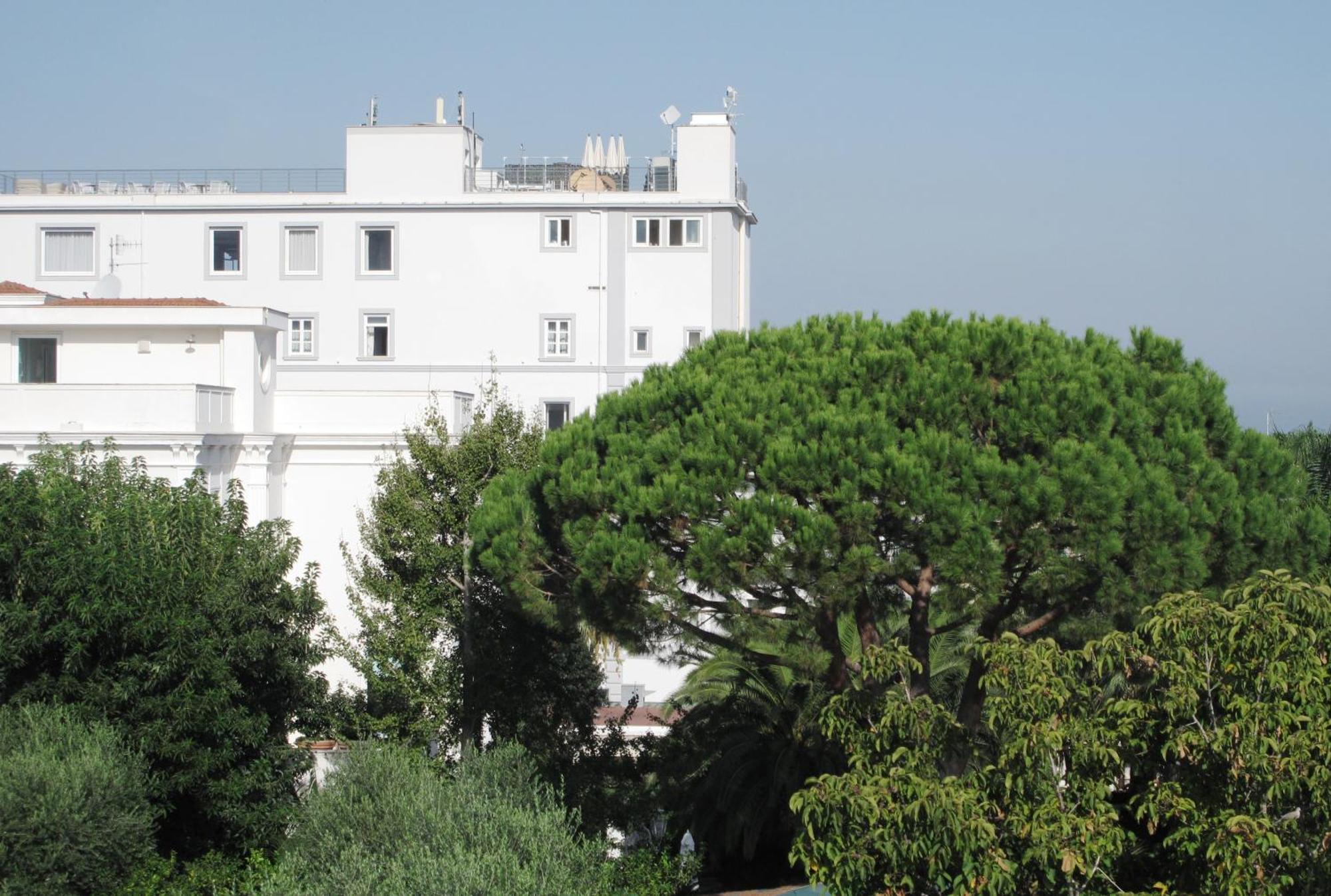Reggine Holiday Apartments Sant'Agnello Room photo